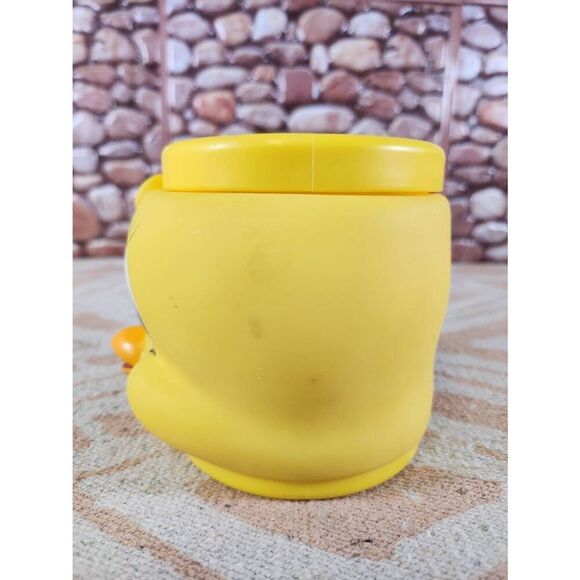 1992 Promotional Looney Tunes Tweety Bird 3D Plastic Vinyl Mug - Picture 4 of 9